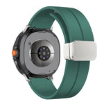 Silicone Magnetic Buckle Strap for Samsung Galaxy Watch 8 /  Galaxy Watch 8 Classic