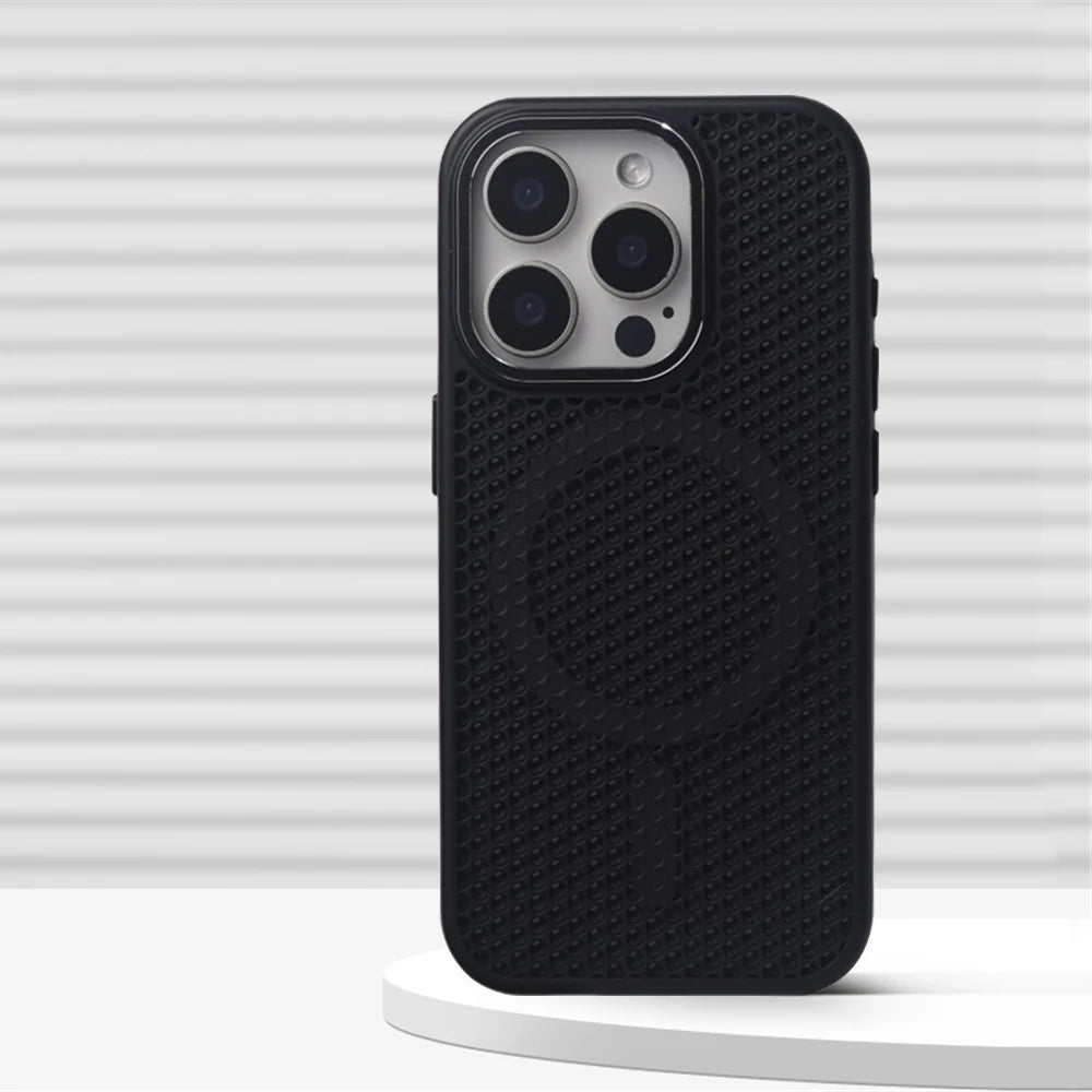Honeycomb Grid Mesh Cooling Case with MagSafe for iPhone 15 Series