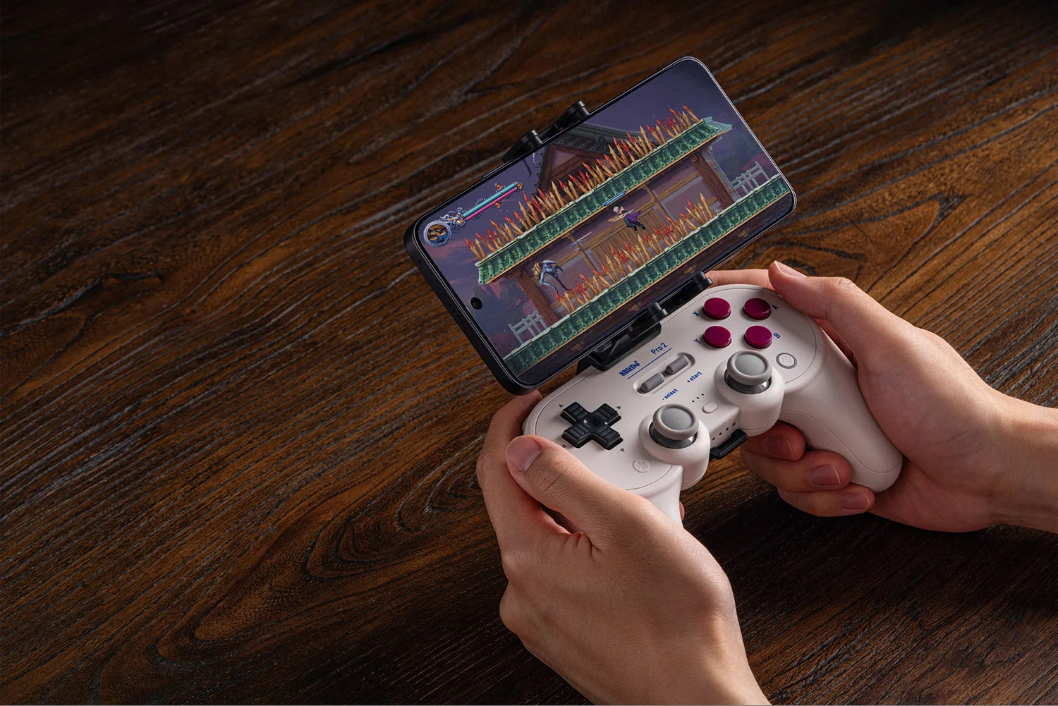 8BitDo Mobile Clip for Pro 2 Controller