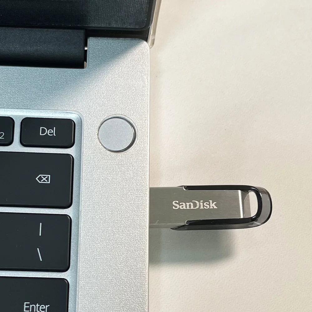 SanDisk CZ73 Waterproof USB 3.0 Flash Drive