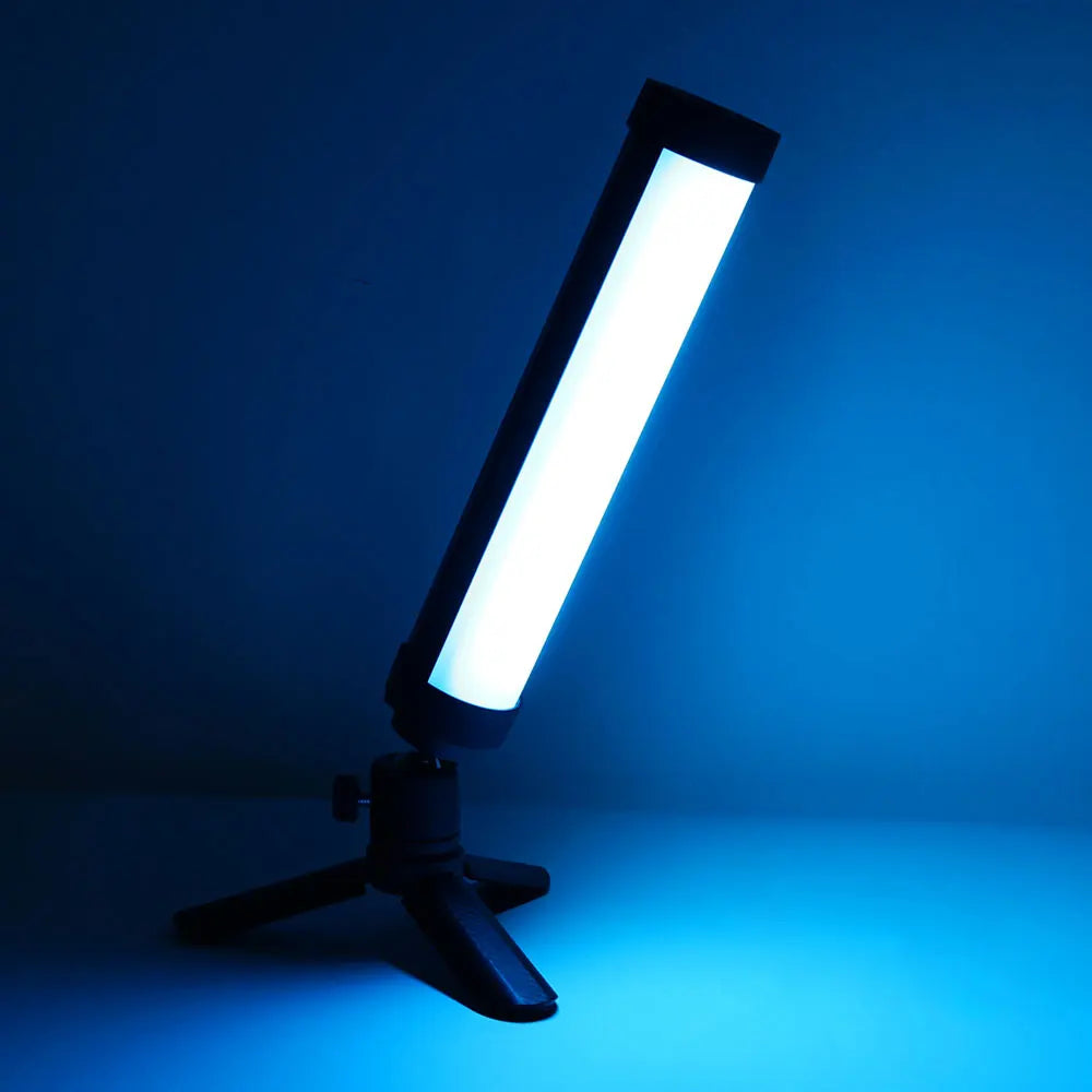 LUXCEO V8 RGB Portable Video Light