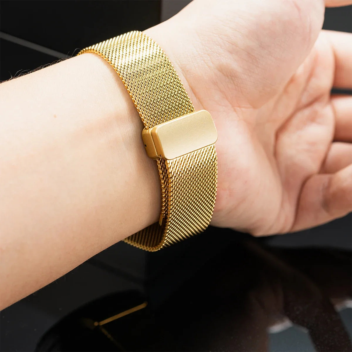 Milanese Magnetic Strap for Samsung Galaxy Watch Ultra and Samsung Galaxy Watch Ultra (2025)