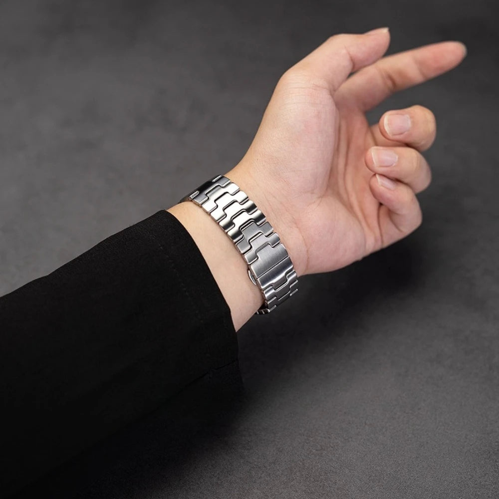 Stainless Steel Band with Butterfly Clasp for Apple Watch
