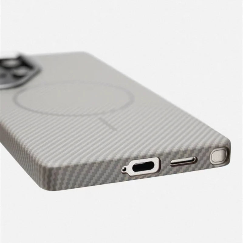 Ultrathin Magnetic Carbon Fiber PC Case for Samsung Galaxy S25 Series