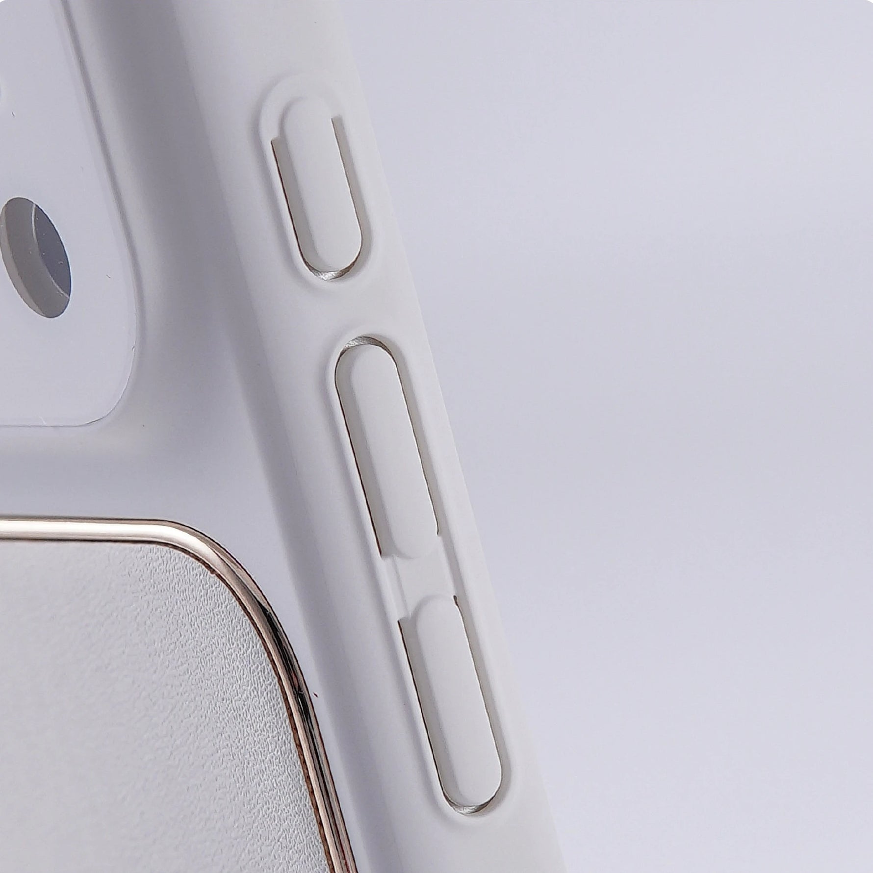 Slim Business MagSafe Case for iPhone 17 Series