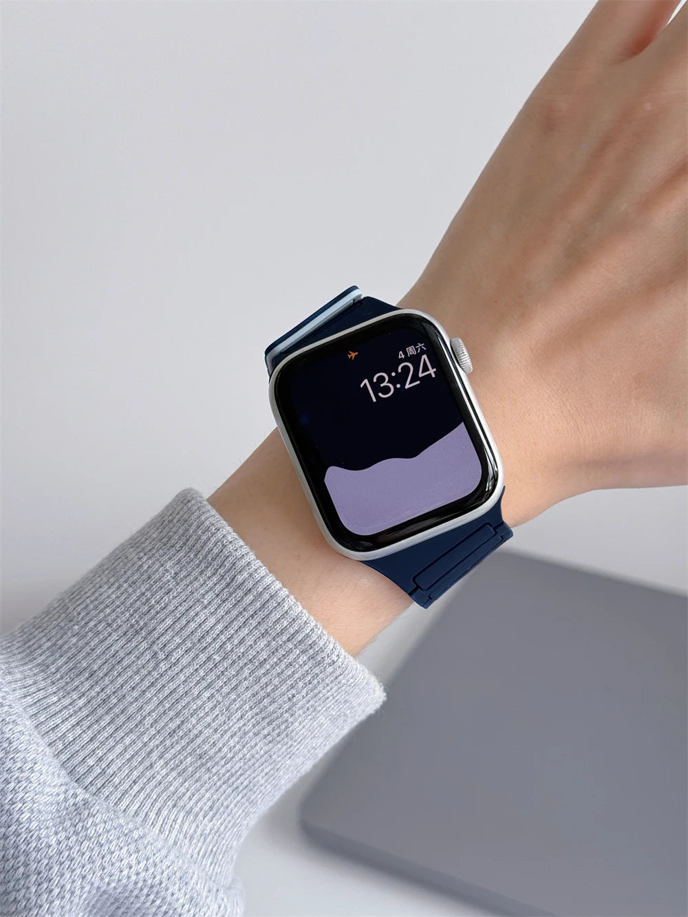 Asymmetrical Magnetic Silicone Strap for Apple Watch