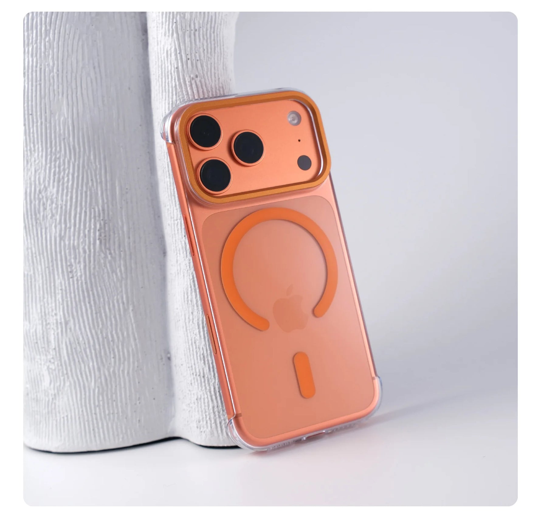 Ultra-Thin Transparent MagSafe Case for iPhone 17 Series