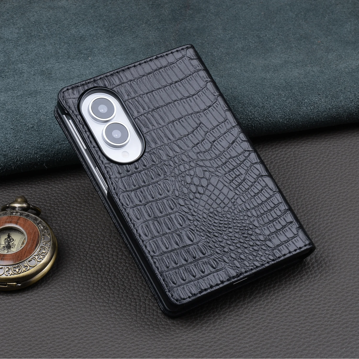 Genuine Cowhide Leather Flip Case with Magnetic Closure for Samsung Galaxy Z Fold 8