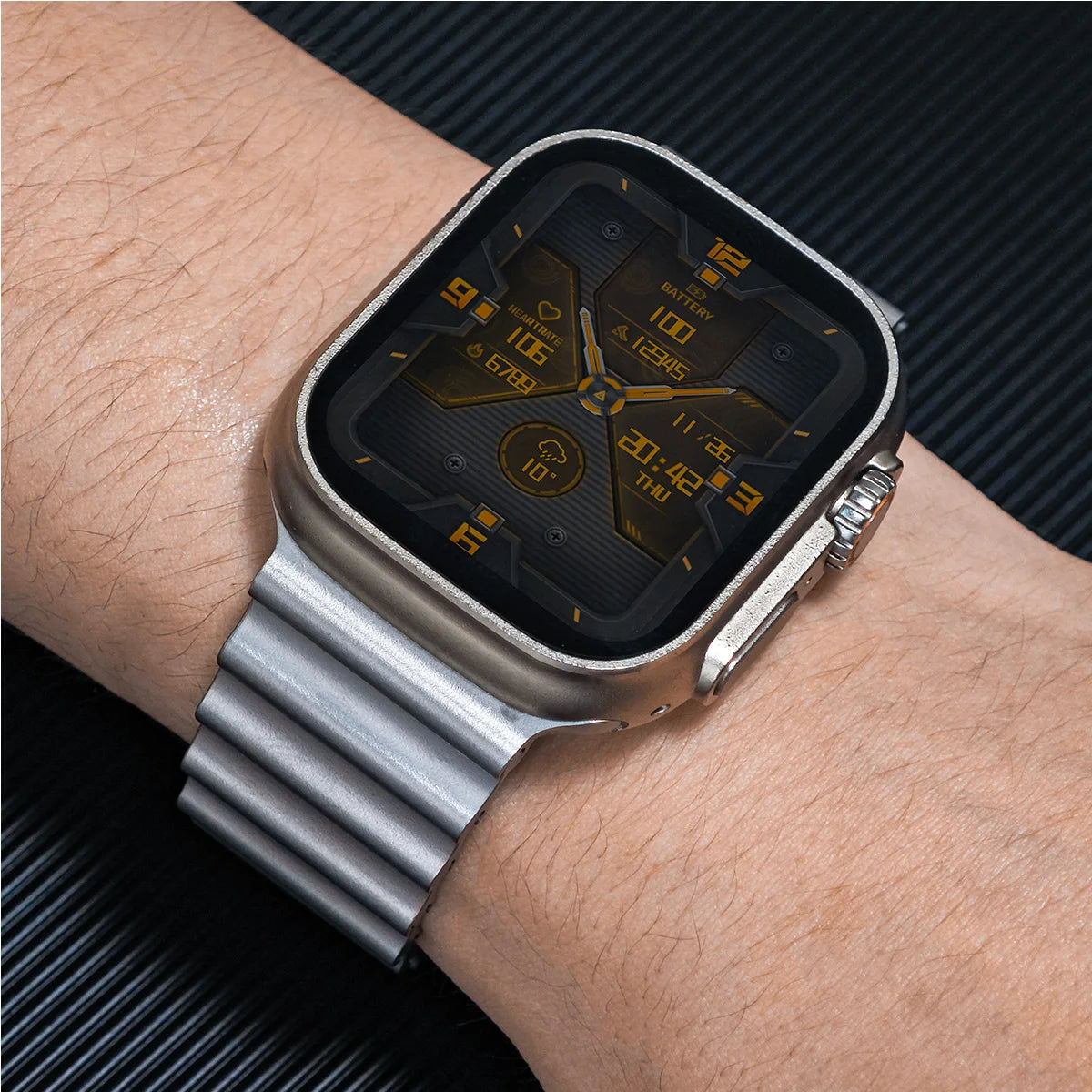 Premium Ocean-Style Stainless Steel Strap for Apple Watch