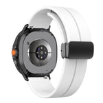 Silicone Magnetic Buckle Strap for Samsung Galaxy Watch 8 /  Galaxy Watch 8 Classic