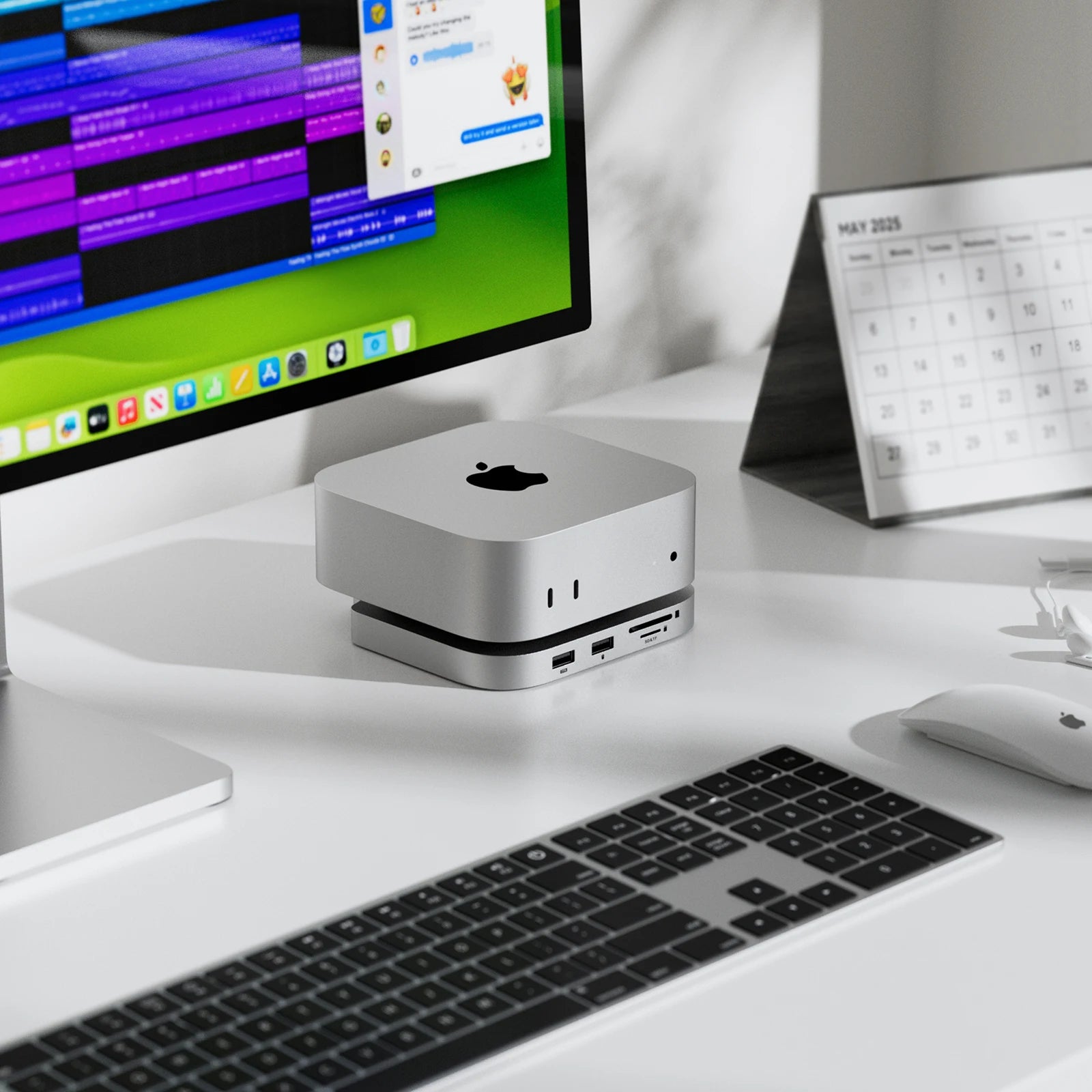 Minisopuru Mac Mini M4 Hub Dock Stand with M.2 SSD Enclosure